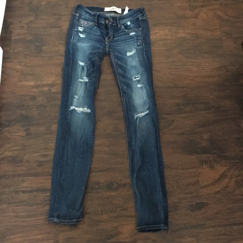 HOLLISTER distress jeans